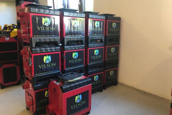 Corroventa Trocknungsgeräte im Lager aufgestellt